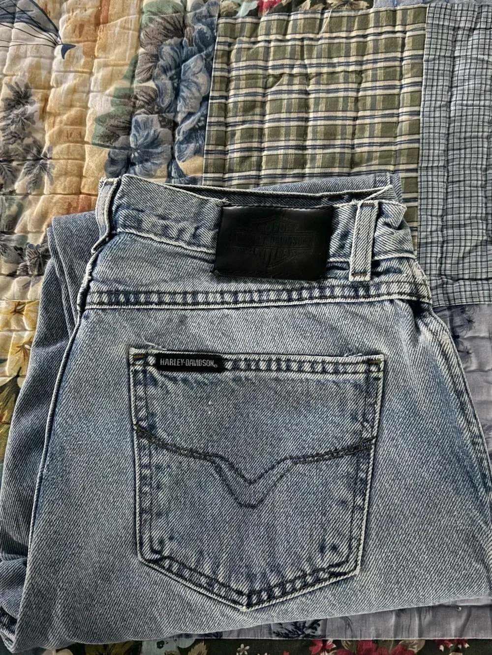 Light Blue women’s Straight-Leg Jeans